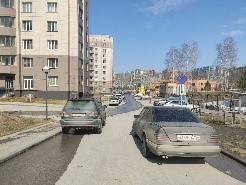 Территория прилегающая к зданию